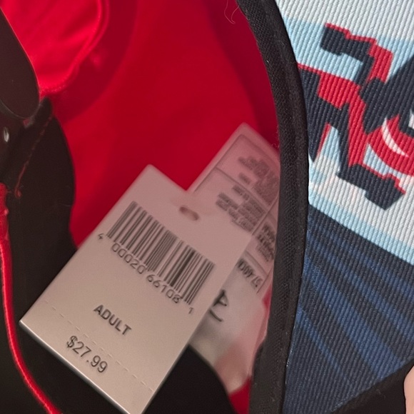 Disney’s The Incredible Straight Caps (Set of 2) - Picture 3 of 6